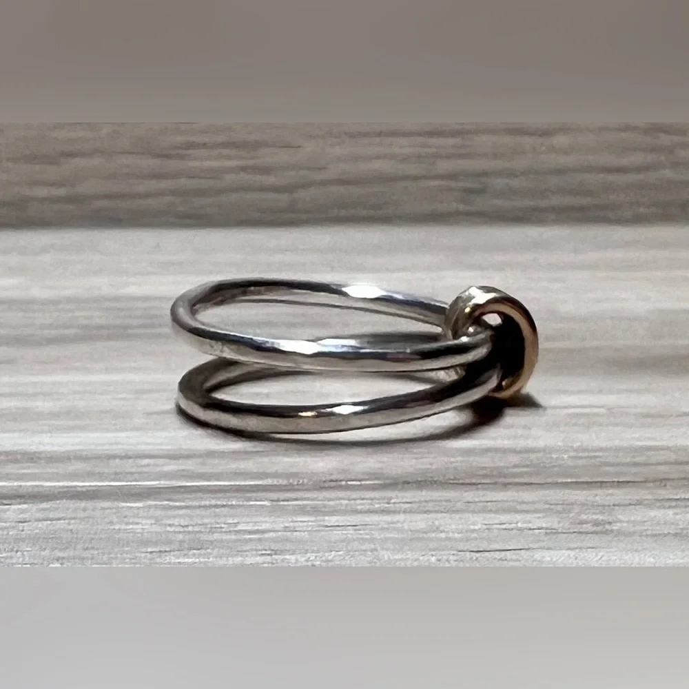 Vintage Designer Ed Levin Sterling Silver & Gold Signature Ring, Size 6 - Picture 4 of 13